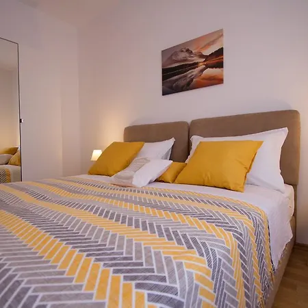 Apartament Roka