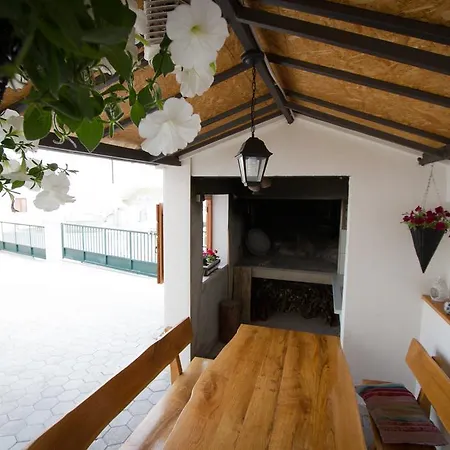 Roka Apartament *