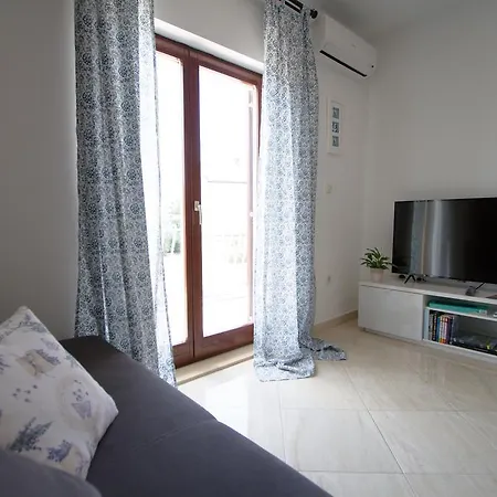 Apartment Roka
